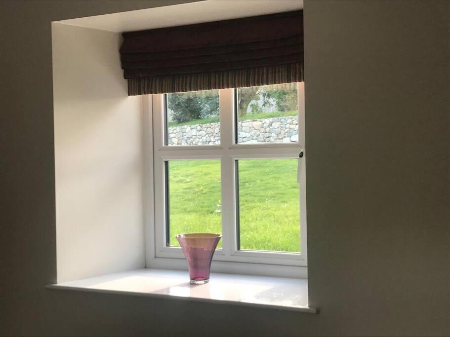 Mournes Family Cottage With Hot Tub Hilltown Esterno foto